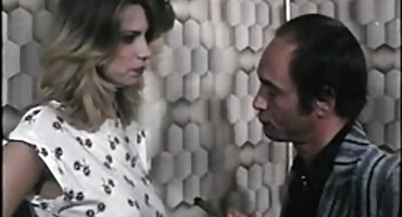 sex y tá trung quốc Ariana Marie bị phim sx đốt cháy trong cả hai lỗ.